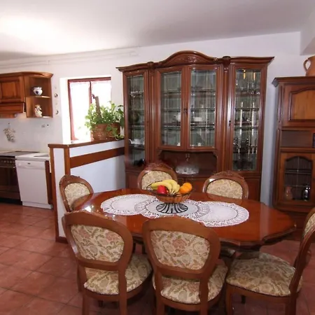 Spacious Apartment Pula In Istria, Croatia *