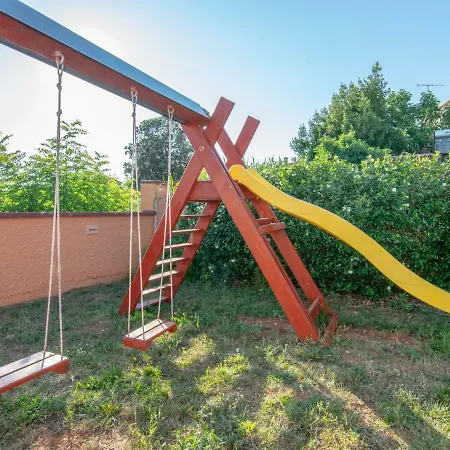 Appartamento Spacious Apartment Pula In Istria, Croatia *